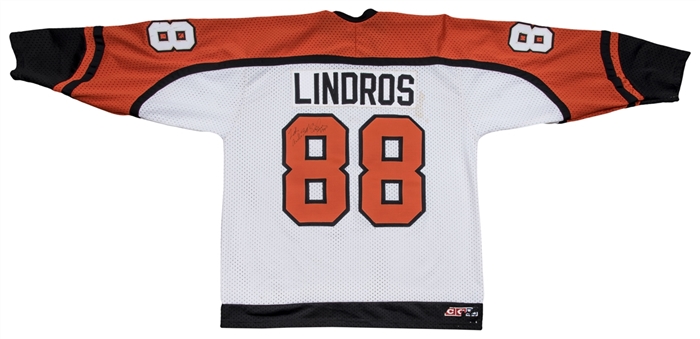 Eric Lindros Signed Philadelphia Flyers Replica Road Jersey (Kindrachuk LOA & Beckett)